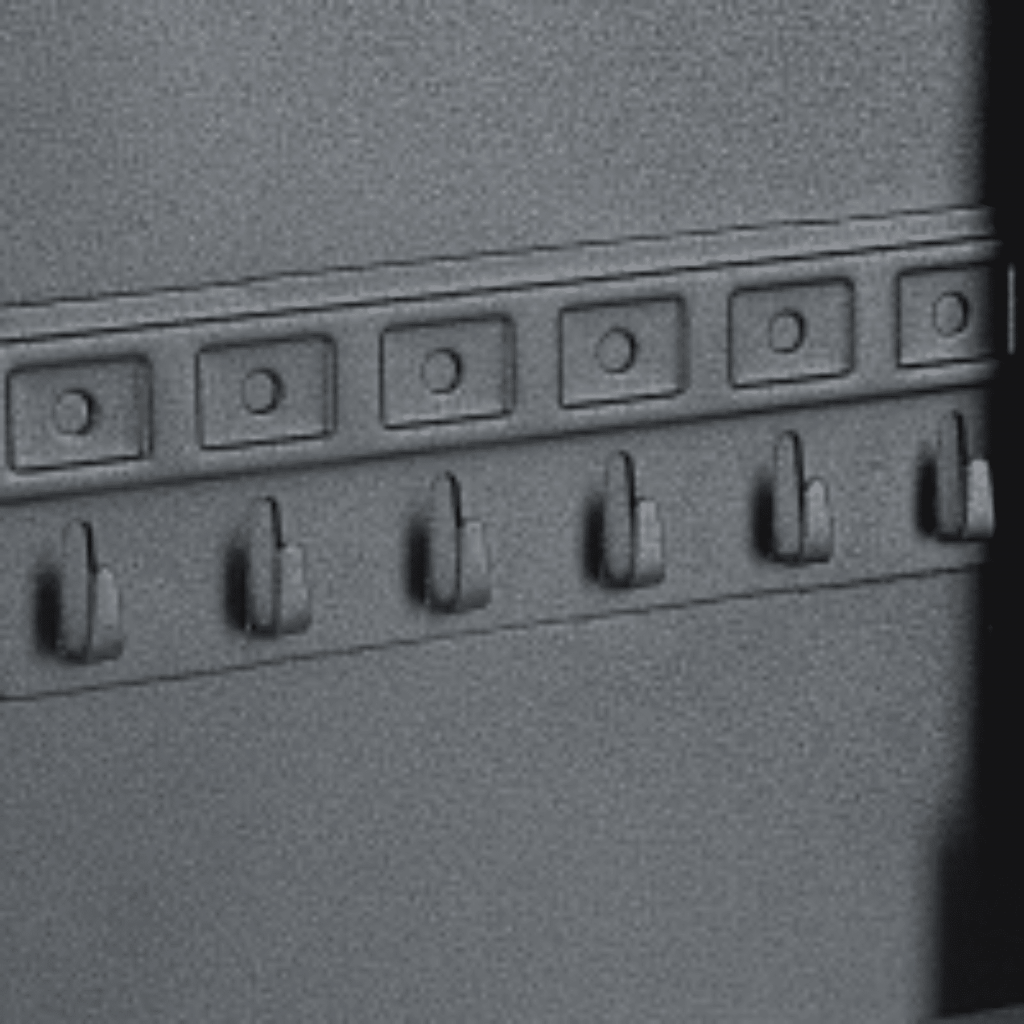 Ключница настенная металлическая с замком SAFEBURG Key-48 Black